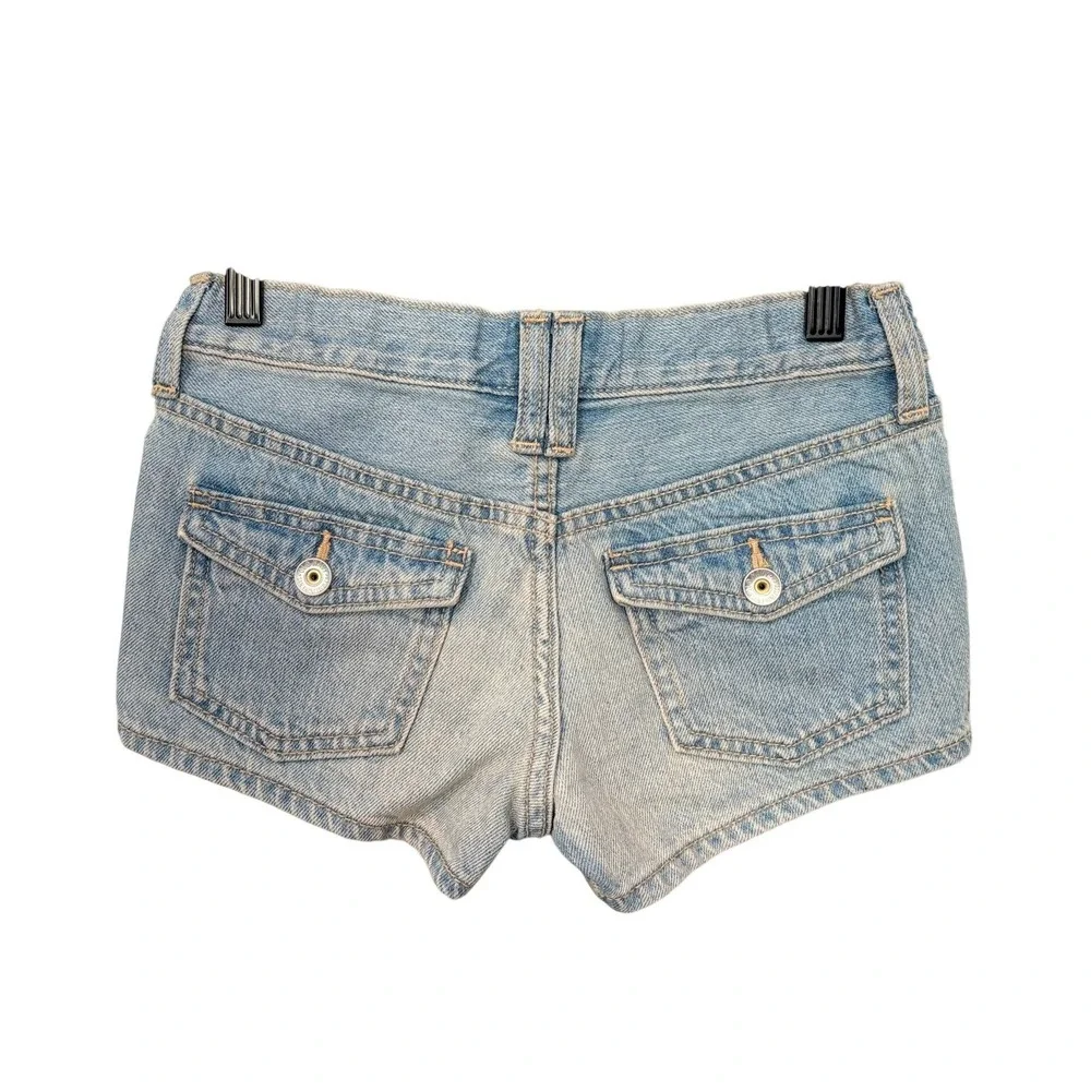 Old Navy Girls Low-Rise Denim Shorts Light Wash Blue Size 8 NWT 2